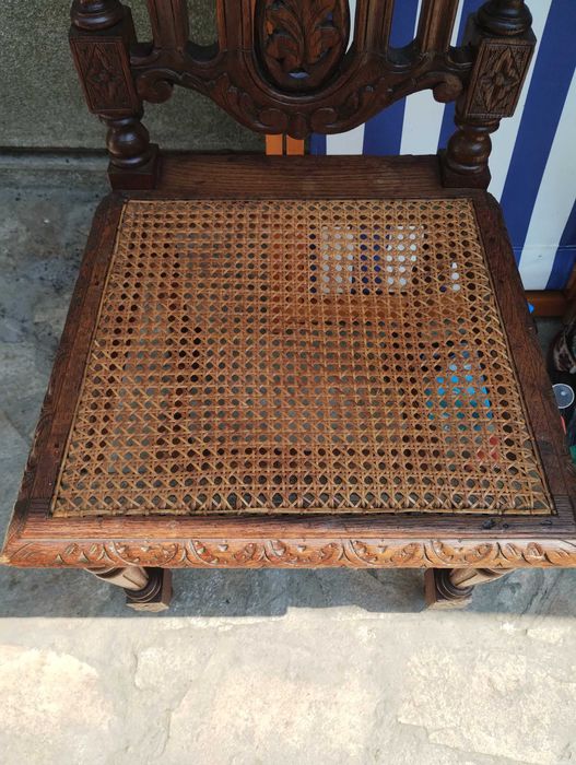 4 бр  старинни рицарски столове