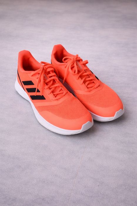 Дамски маратонки Adidas 42 номер- ярък неонов цвят