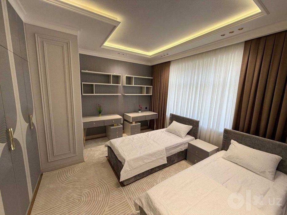 Продается кватира в Мирзо Улугбеке 4/4/8 ЖК Темир йул