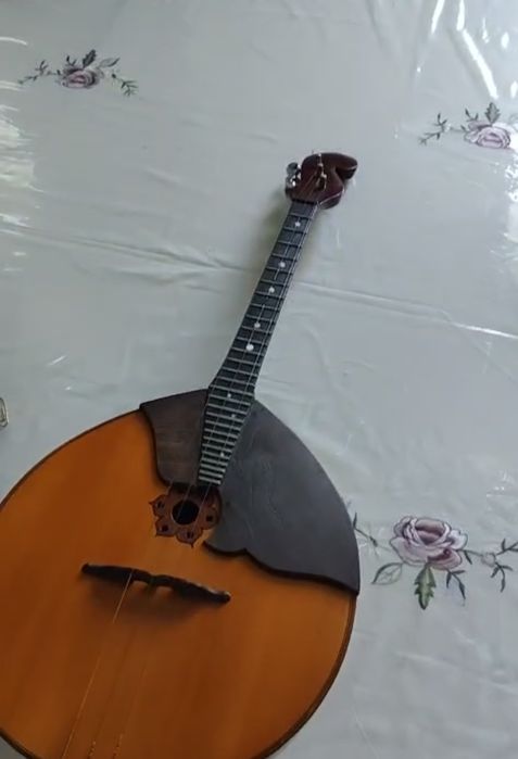 Продам Прима домра