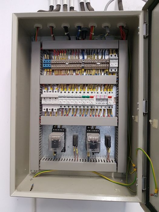 Electrician Autorizat execut diverse lucrari electrice Disponibilitate Part-Time
