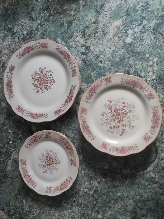 Тарелки разные б/у