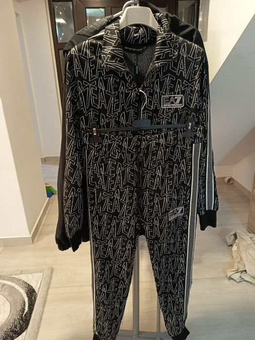 Trening Armani barbati doar xl și xxl