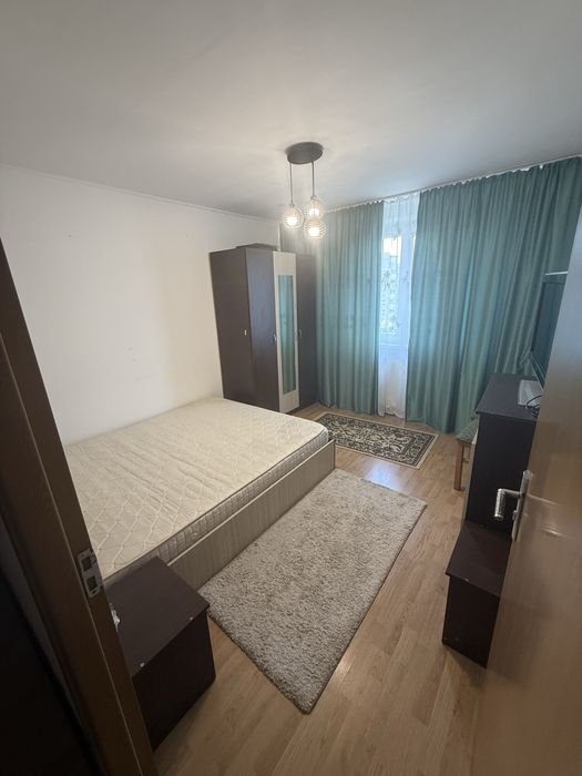 Propietar vand apartament 3 camere – Zona Crangasi.