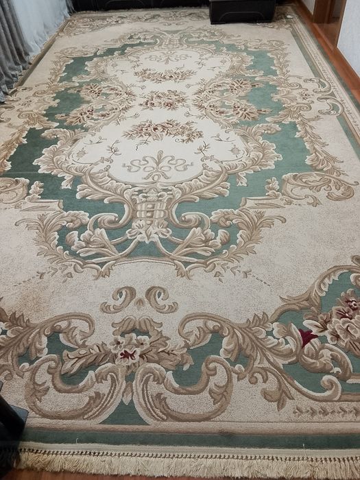 Продам палас в отличном состоянии.