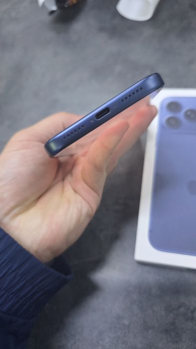 Iphone 17 pro max 256gb eac blue