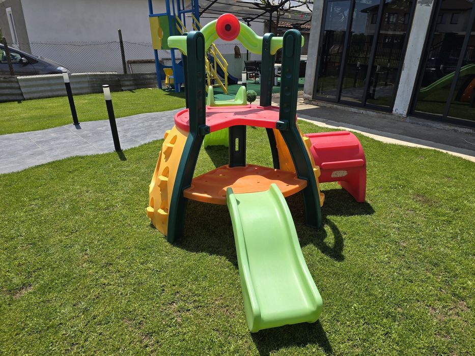Детска пързалка с катерушка little tikes