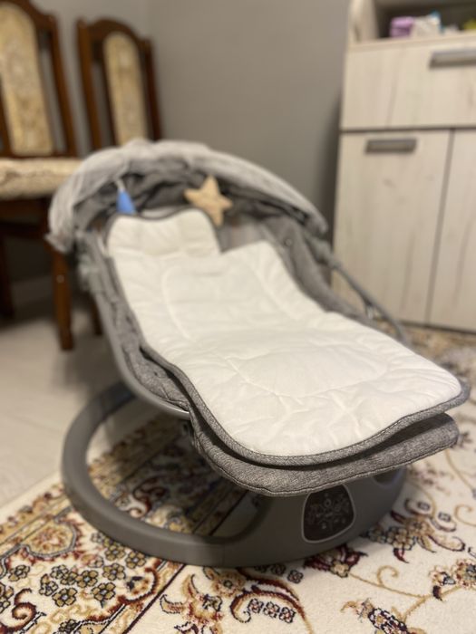 Шезлонг-качалка для малышей