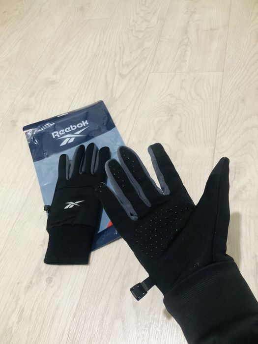 Перчатки реебок для зимы оригинал