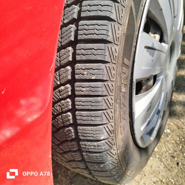 Vând Volkswagen Sharan,mai multe detalii la telefon