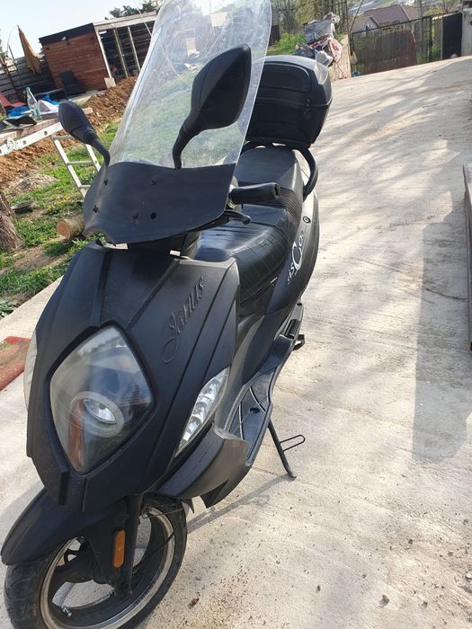 Vând Motocicletã electricã 72 de Volti!