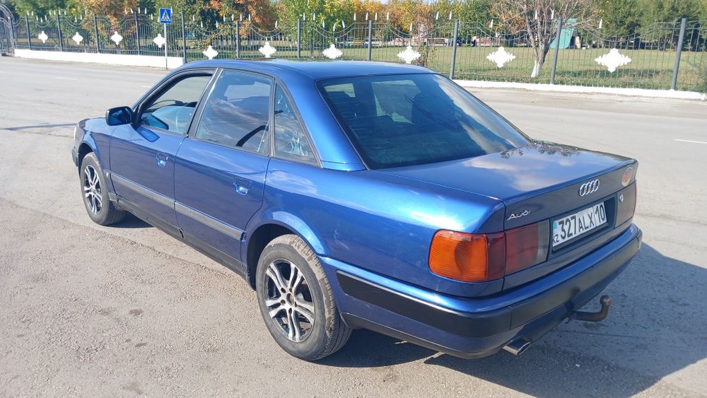 Продам живую ауди 100 с 4