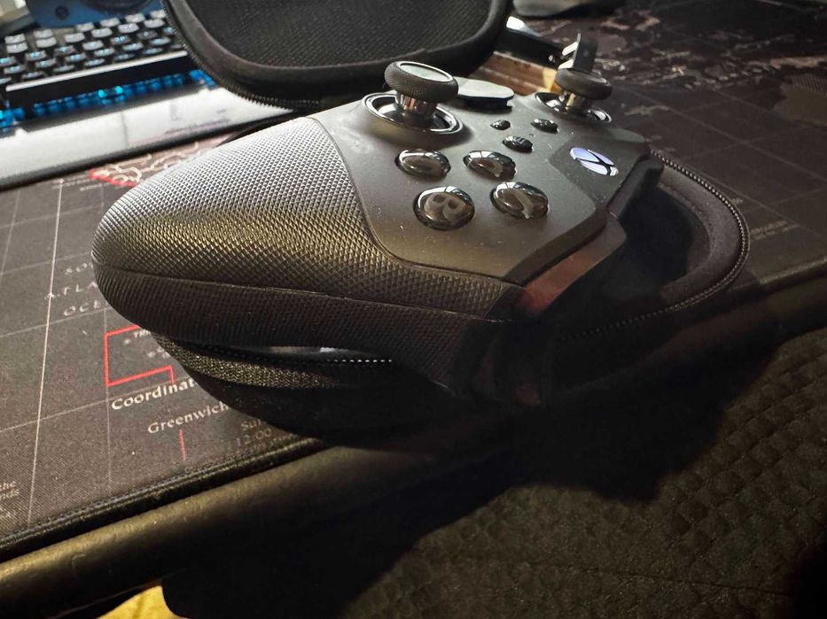 Xbox Elite 2 Controller Maneta