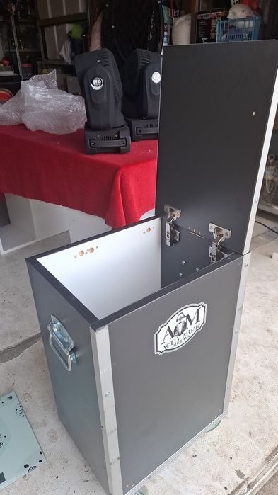 2 x Moving head led wash 12×12w