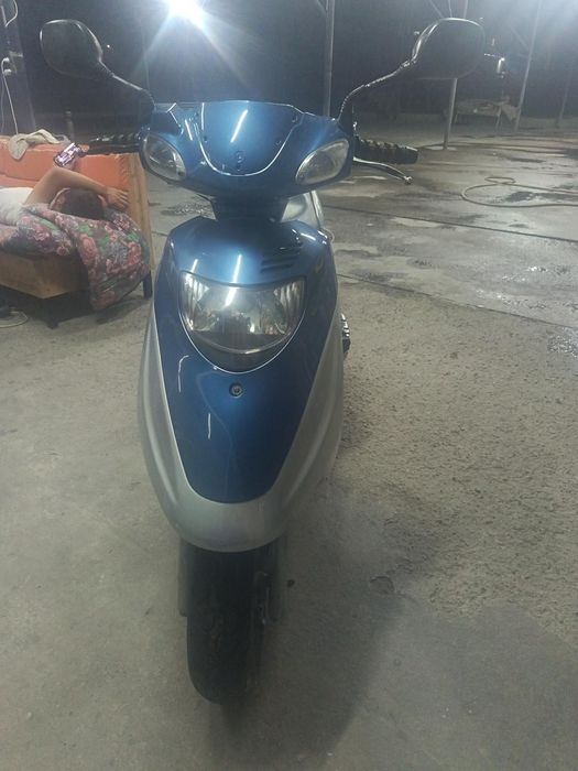 Продам скутер сузуки 125