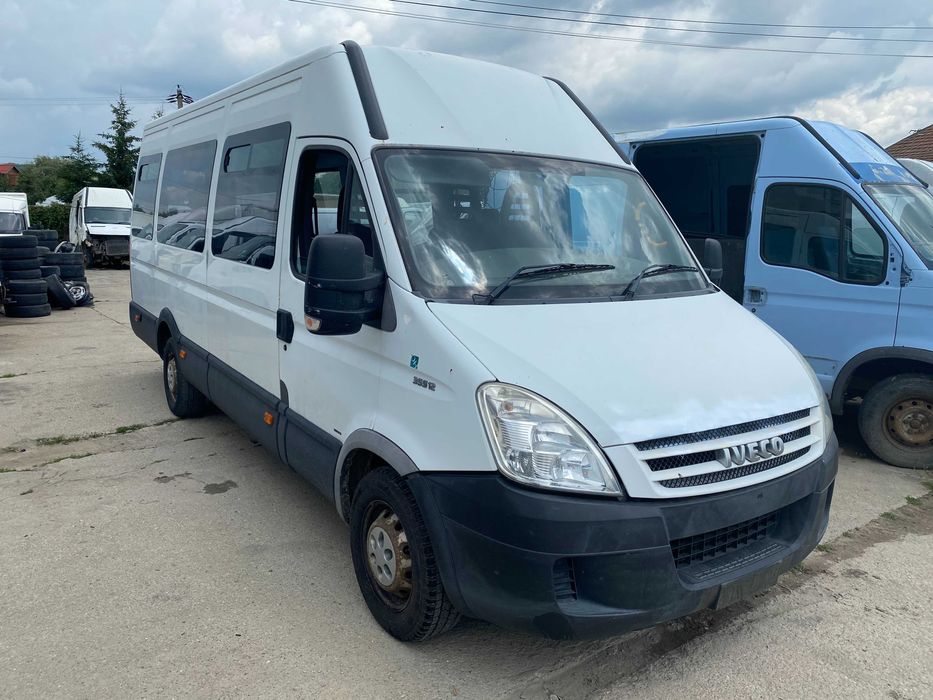 DEZMEMBREZ PIESE Iveco DAILY 4 2,3 HPI 35 S12 35 S14 BUS 8+1 LOCURI euro 4 2007