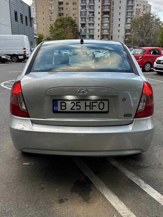 Hyundai Accent 3 1.5 CRDI VGT 104 000 mii km gri