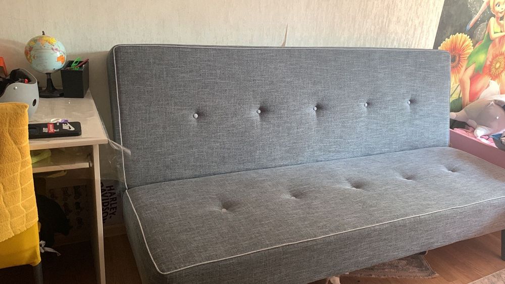 Диван в детскую комнату или в зал