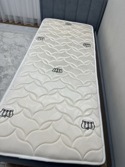 Продам матрас срочно