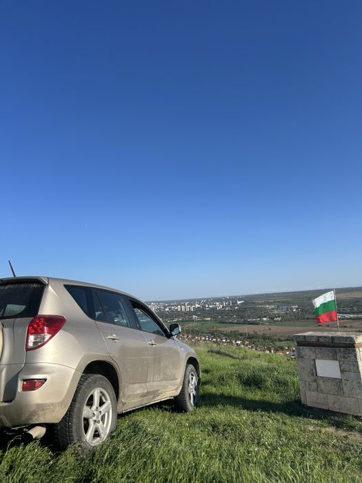 Тойота Рав 4 2.2 д4д