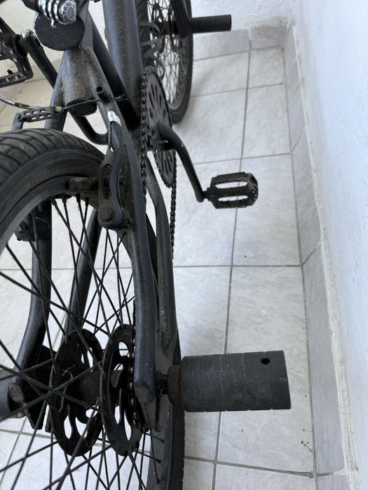 BMX freestyle negru – gata de mers / trick-uri