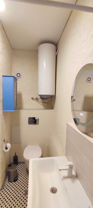 Продава се Двустаен апартамент в Варна, Център - 60 кв.м за 3650 €/кв.м - Снимка #12