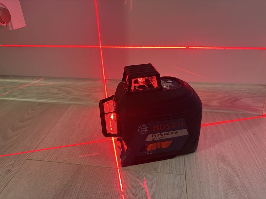 Nivela Laser Bosch GLL 3-80 Profesionala