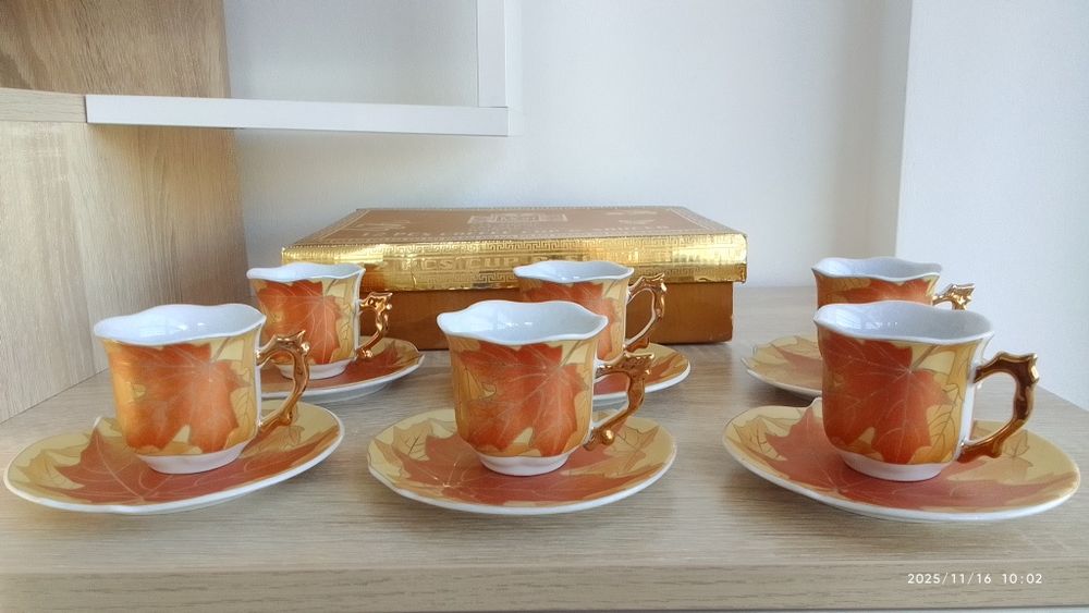 Китайски порцеланови сервизи за чай/кафе