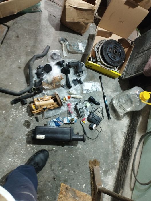 Продам запчасти BMW e46