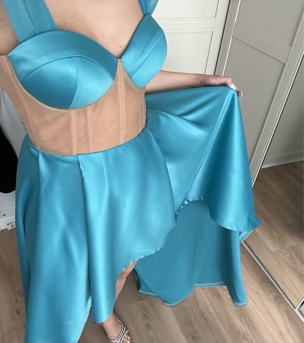 Rochie eleganta ocazie cu trena