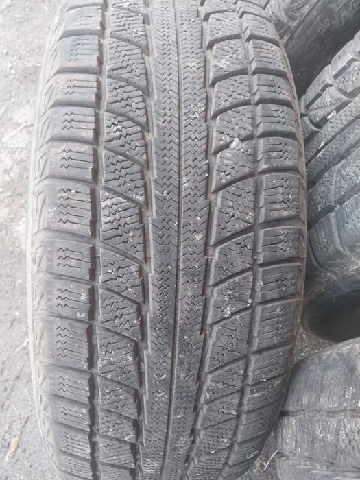 4 шины Triangle Китай 215 60 R16.