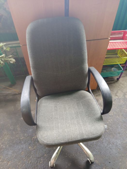 Продам кресло в хорошем состоянии