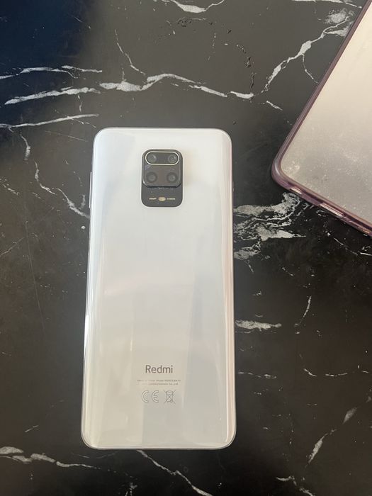 Redimi.not 9s 4/64 Жагдайы зор .Еш жери алмаспады радной гарантя