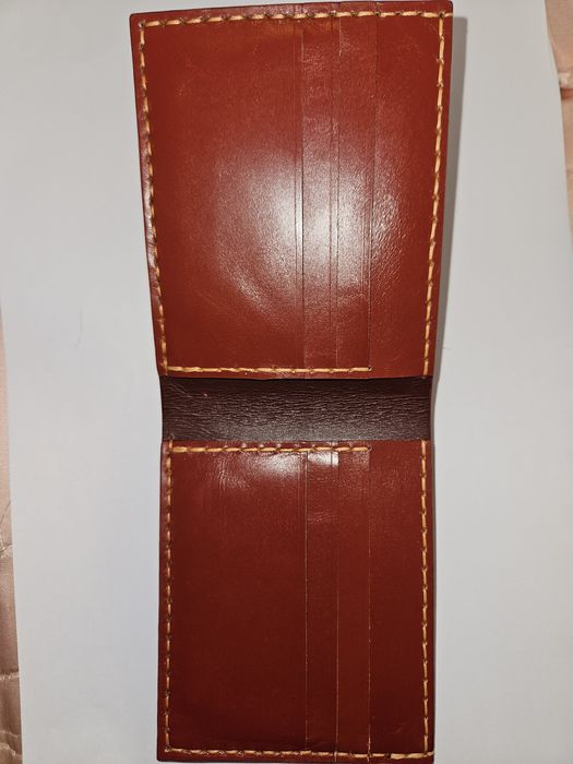 Portofel handmade, de piele, lucrat manual!