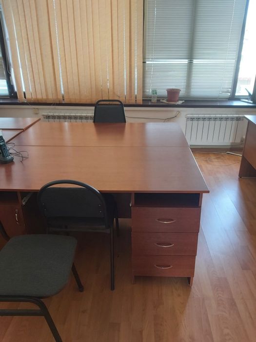 Продам офисную мебель