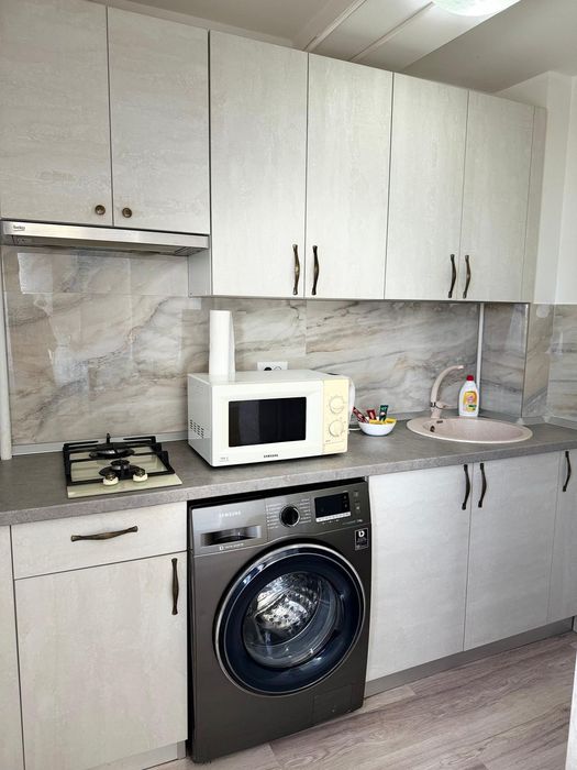 R. Hotelier Mazepa Faleza Lux/Nou:C.T.