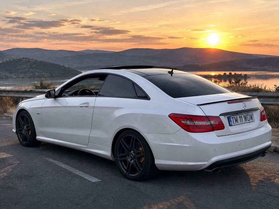 MERCEDES-BENZ E-Class 2011 — imagine 5