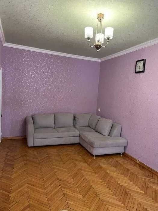 Дава се под наем Двустаен апартамент в София, Център - 55 кв.м за 407.49 € - Снимка #1