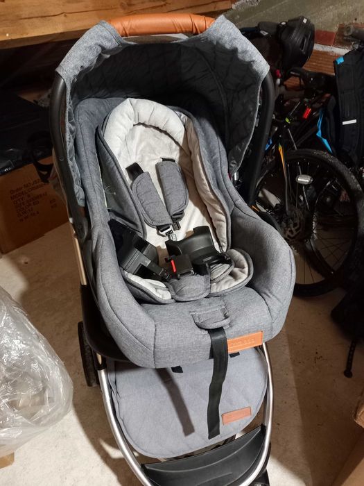 Комбинирана количка  Kikka boo 3in1 и сгъваема кошара с люлеещ механиз