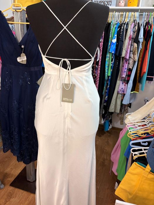Rochie mireasa Asos