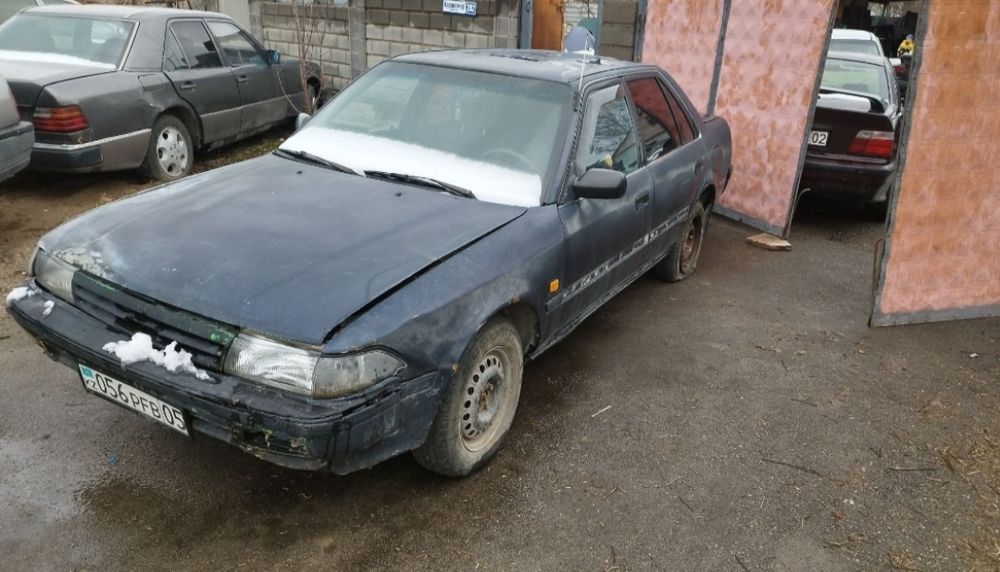 Тайота Карина 2 развор