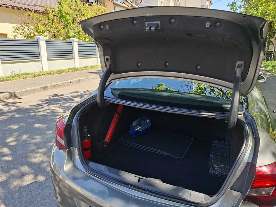 Vand - Opel Astra 77000 KM - 140HP