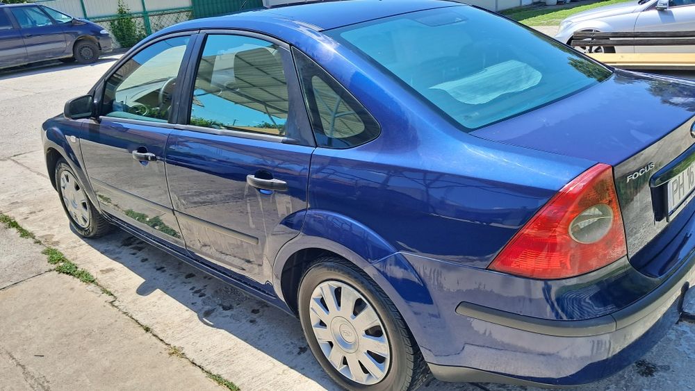 FORD Focus 2005 — imagine 5