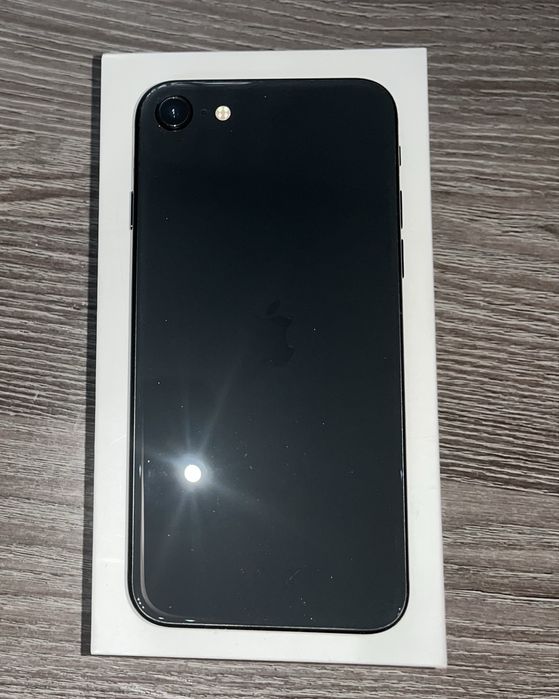 Iphone SE2020 64 gb black