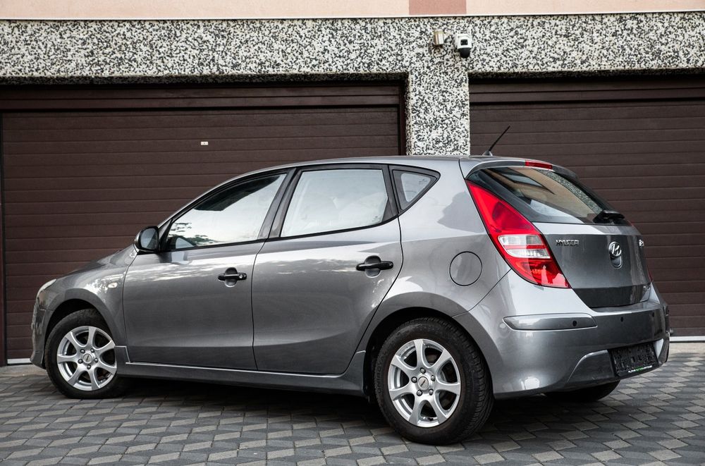 Vand Hyundai i30 ,euro 5 , 125000 km