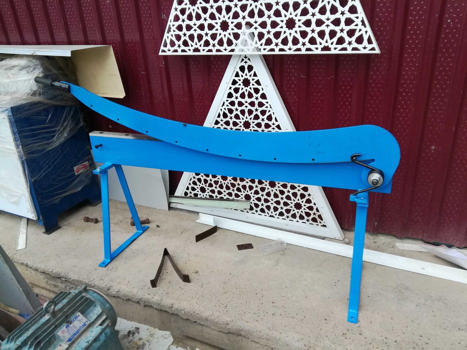 сабля гильотина металл листлар учун.  1.2 мм калинлигача ишлиди