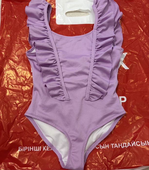 Продам купальники