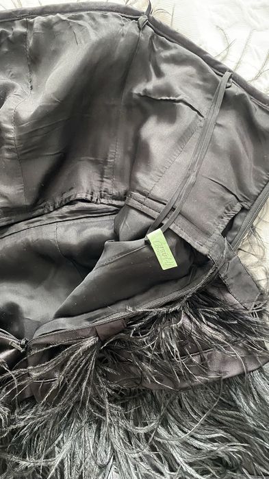 Пролам платье-мини с перьями, б/у