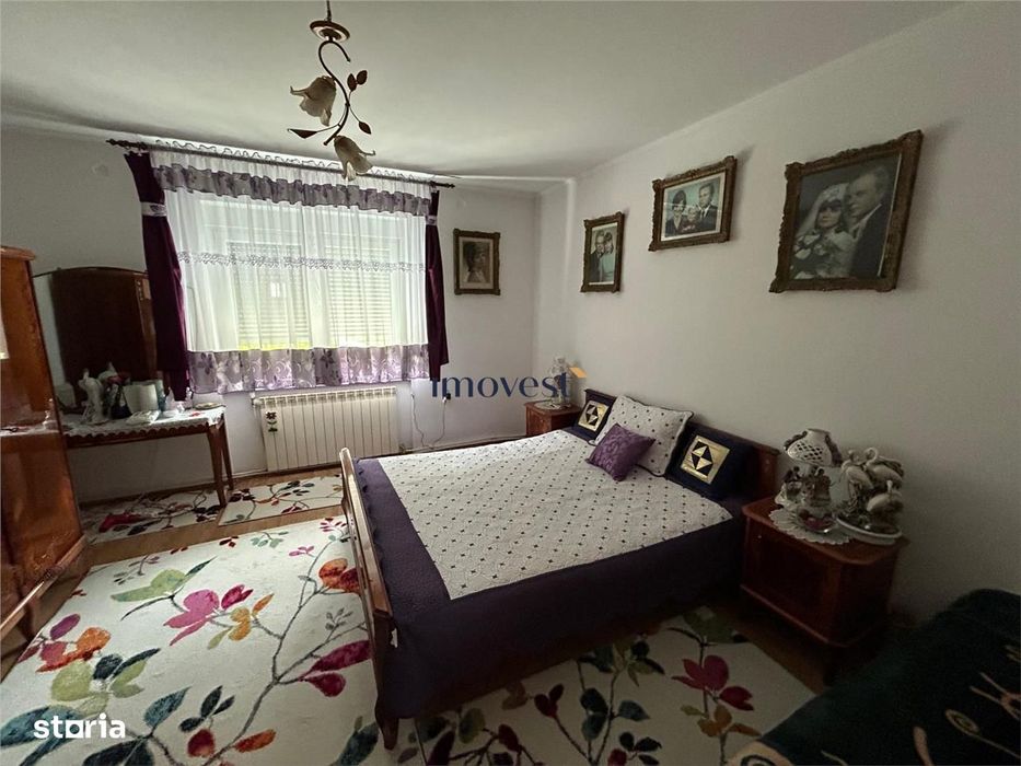 Casa spatioasa de vanzare in Satu Mare | Zona Aurel Vlaicu | Curte Com