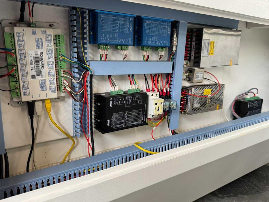CO2 Лазер 150W за рязане и гравиране на неметали